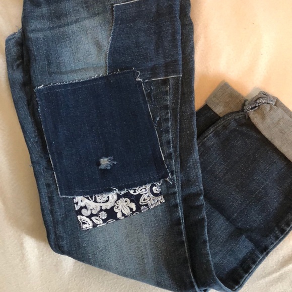 Black Daisy Jeans - Picture 2 of 4